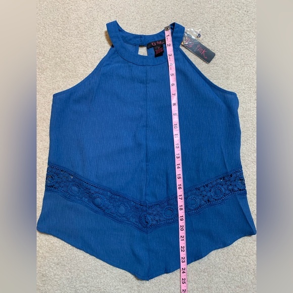 NWT It’s Pink Crochet Sleeveless Tank Top Women Size Medium Blue Summer - Picture 4 of 6
